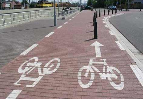 images/gallery/sightgags/ToughBikePath.jpg
